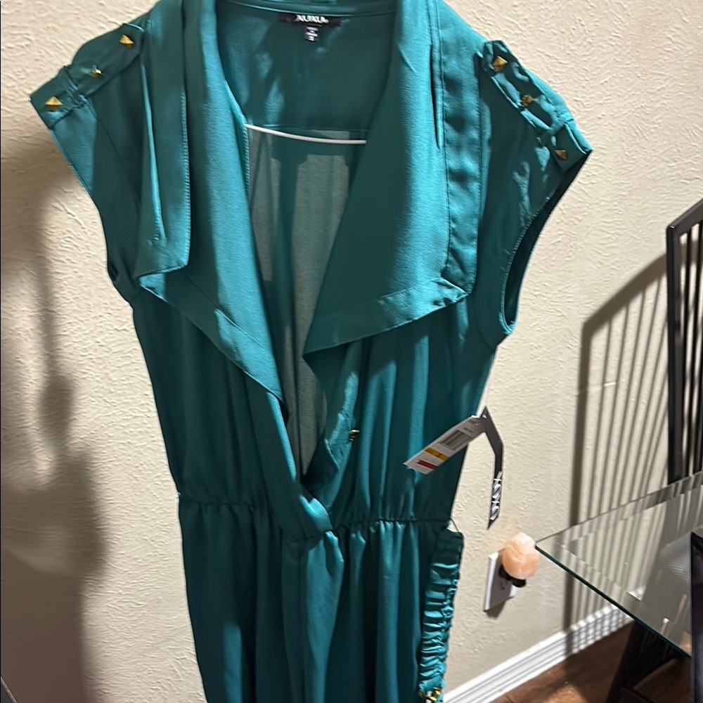 XOXO Blue Ruffled Wrap Midi jumpsuit
(Listing#033)